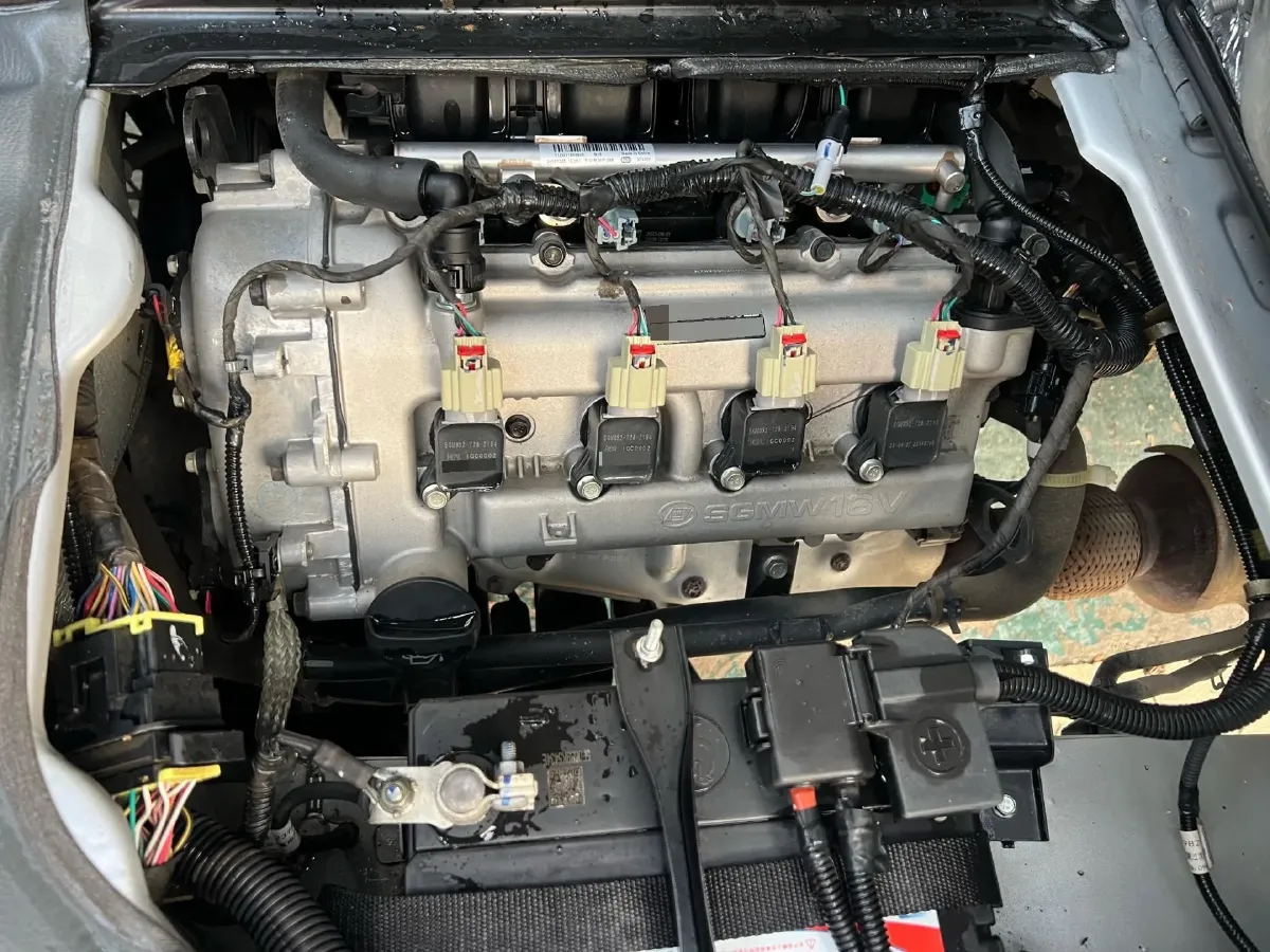 2022 WuLing RongGuang Mini Truck 1.5L 99HP L4 5MT,autocango,china used car exporter,china ev exporter,chinese used car exporter,chinese used ev exporter