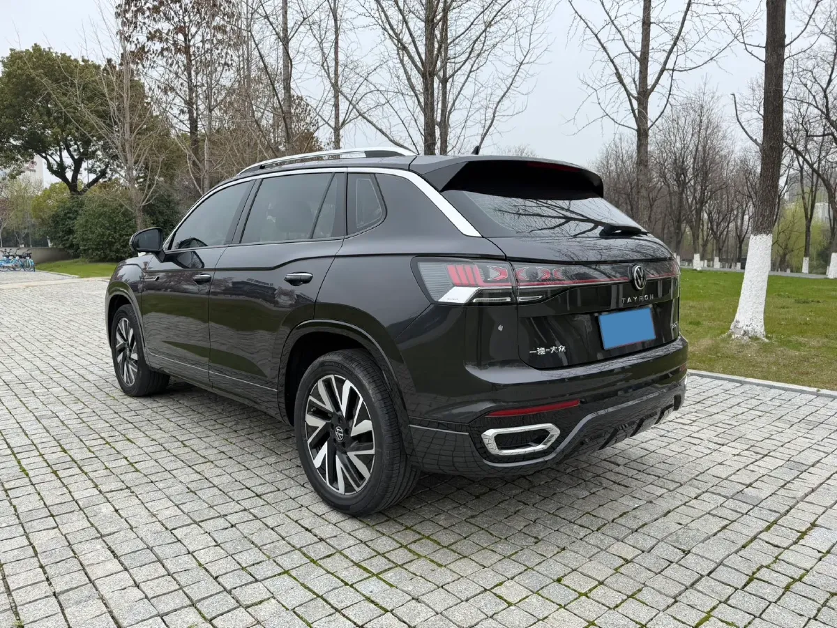 2024 Volkswagen Tayron 2.0T 186HP L4 7DCT,autocango,china used car exporter,china ev exporter,chinese used car exporter,chinese used ev exporter