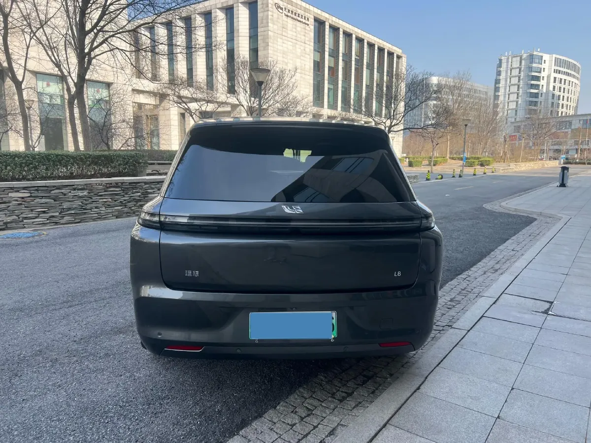 2023 Li L8 Range Extended 154HP REEV 40.9KWH,autocango,china used car exporter,china ev exporter,chinese used car exporter,chinese used ev exporter