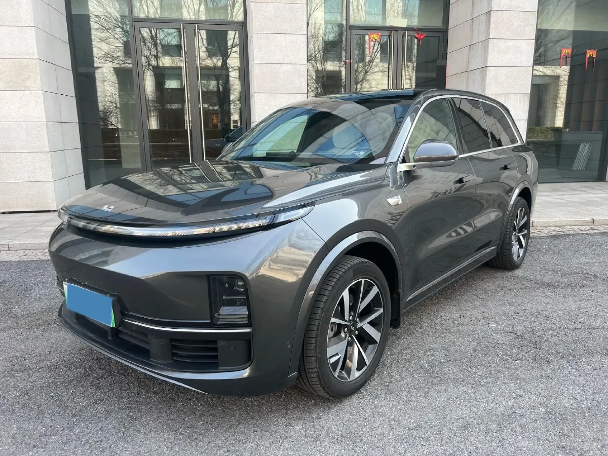 2023 Li L8 Range Extended 154HP REEV 40.9KWH,autocango,china used car exporter,china ev exporter,chinese used car exporter,chinese used ev exporter