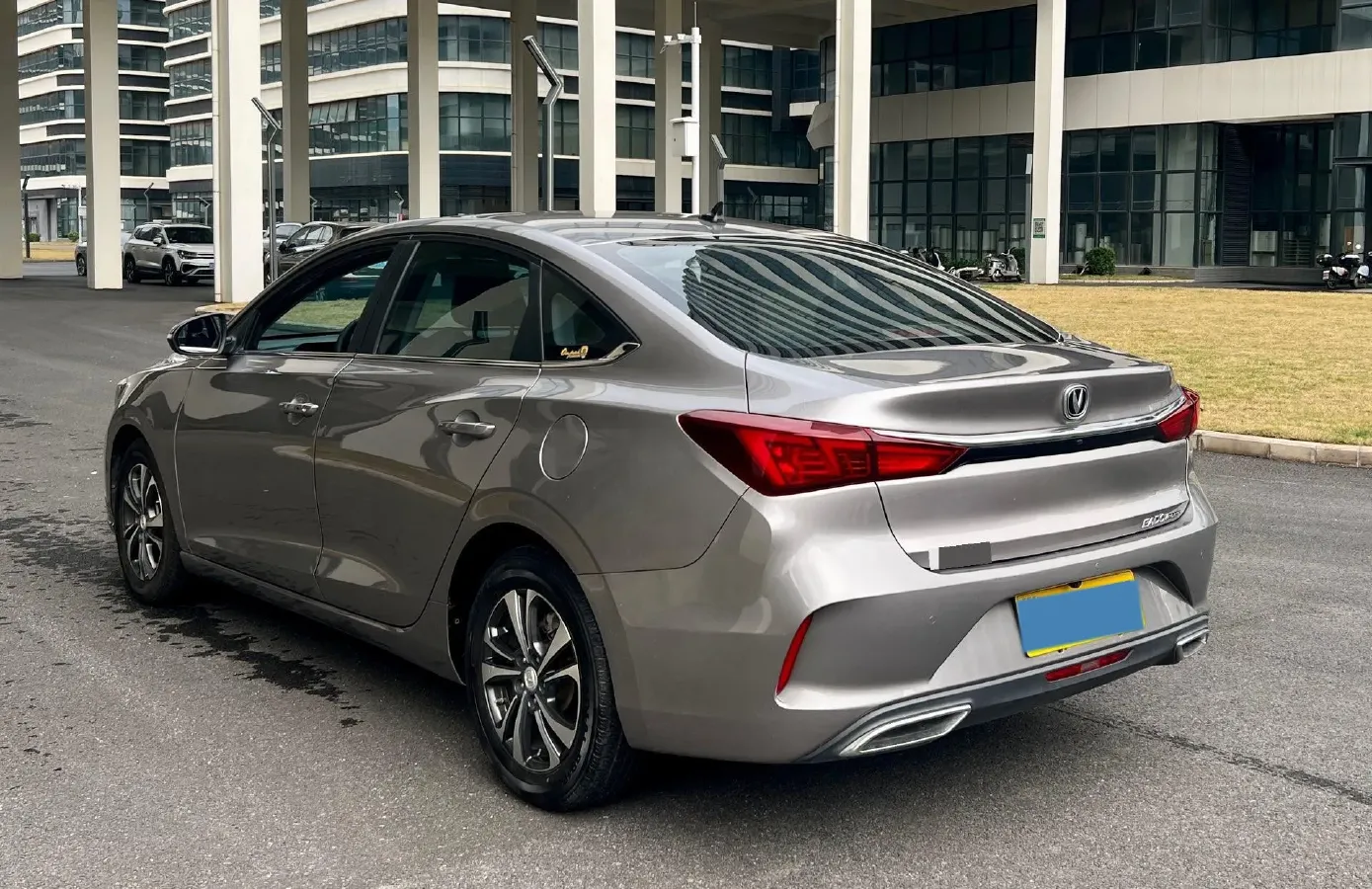 2021 ChangAn Eado 1.6L 128HP L4 CVT,autocango,china used car exporter,china ev exporter,chinese used car exporter,chinese used ev exporter