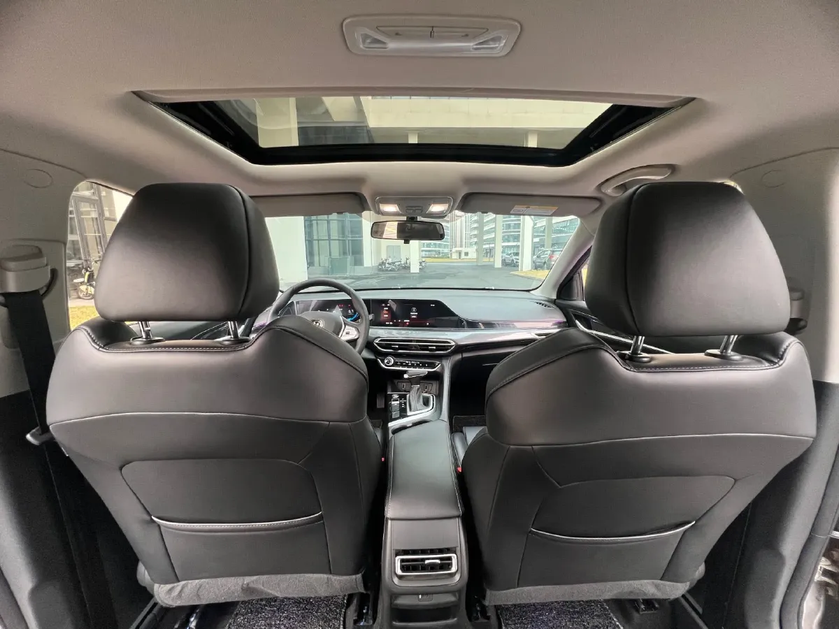 2021 ChangAn Eado 1.6L 128HP L4 CVT,autocango,china used car exporter,china ev exporter,chinese used car exporter,chinese used ev exporter