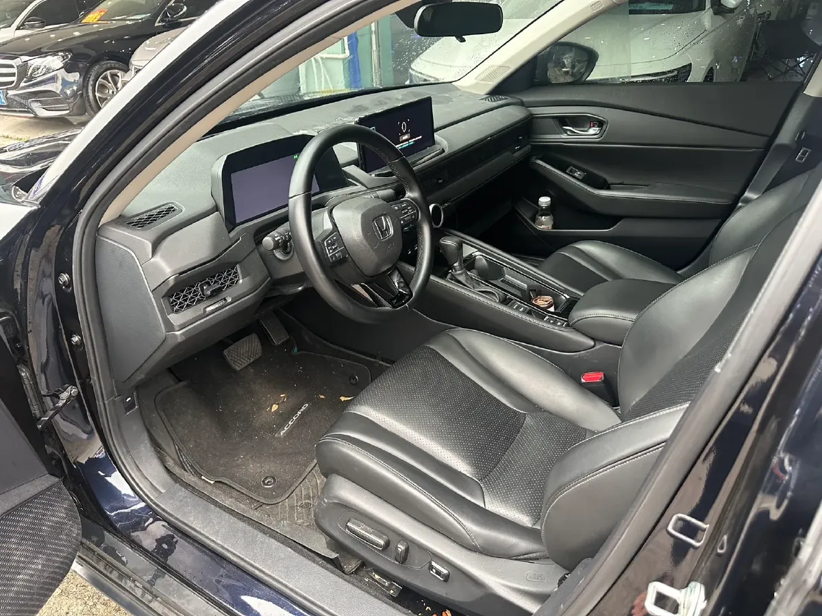 2023 Honda Accord 1.5T 192HP L4 CVT,autocango,china used car exporter,china ev exporter,chinese used car exporter,chinese used ev exporter