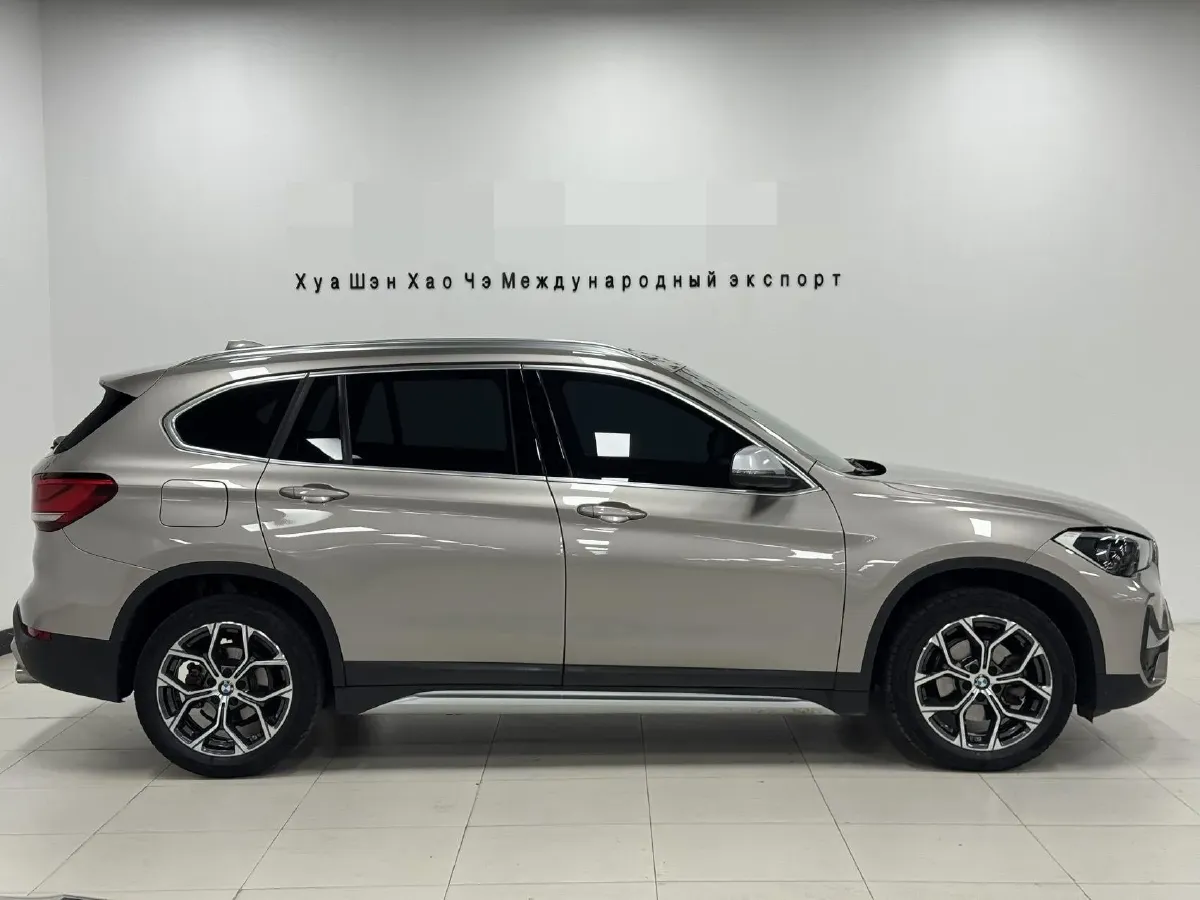 2021 BMW X1 1.5T 140HP L3 7DCT,autocango,china used car exporter,china ev exporter,chinese used car exporter,chinese used ev exporter