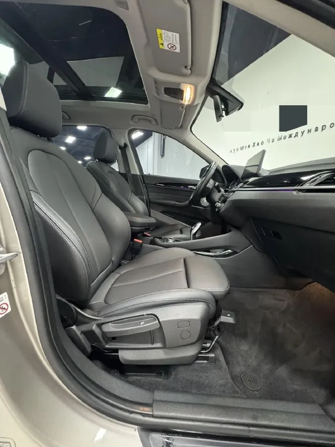 2021 BMW X1 1.5T 140HP L3 7DCT,autocango,china used car exporter,china ev exporter,chinese used car exporter,chinese used ev exporter