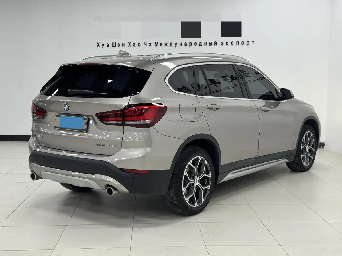 2021 BMW X1 1.5T 140HP L3 7DCT,autocango,china used car exporter,china ev exporter,chinese used car exporter,chinese used ev exporter