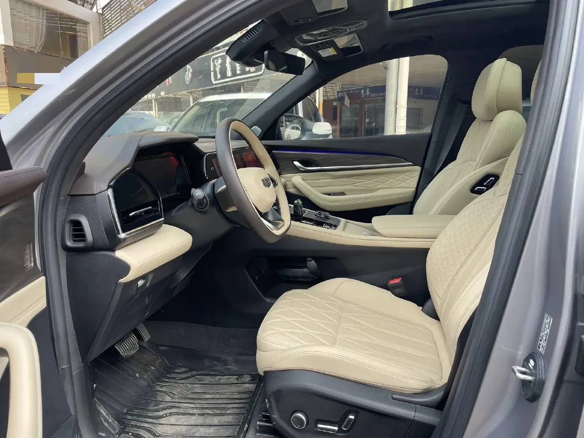 2025 Geely Monjaro 2.0T 238HP L4 8AT,autocango,china used car exporter,china ev exporter,chinese used car exporter,chinese used ev exporter