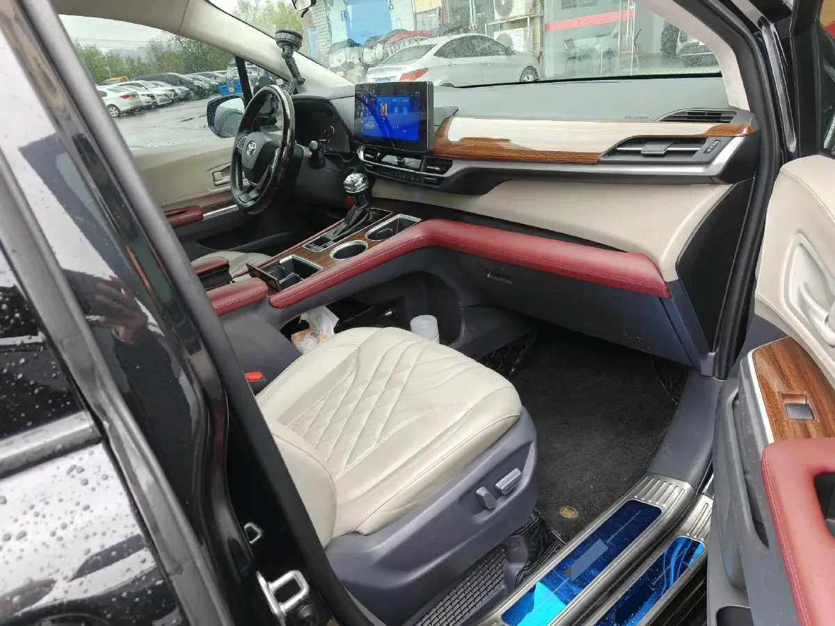 2021 Toyota Sienna 2.5L 192HP L4 E-CVT Hybrid,autocango,china used car exporter,china ev exporter,chinese used car exporter,chinese used ev exporter