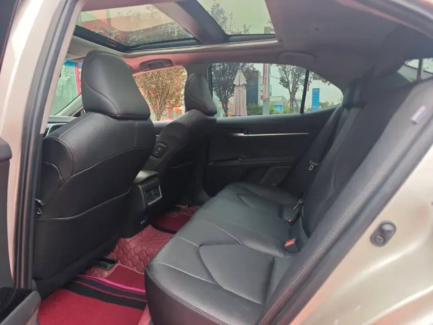 2021 Toyota Camry 2.5L 209HP L4 8AT,autocango,china used car exporter,china ev exporter,chinese used car exporter,chinese used ev exporter