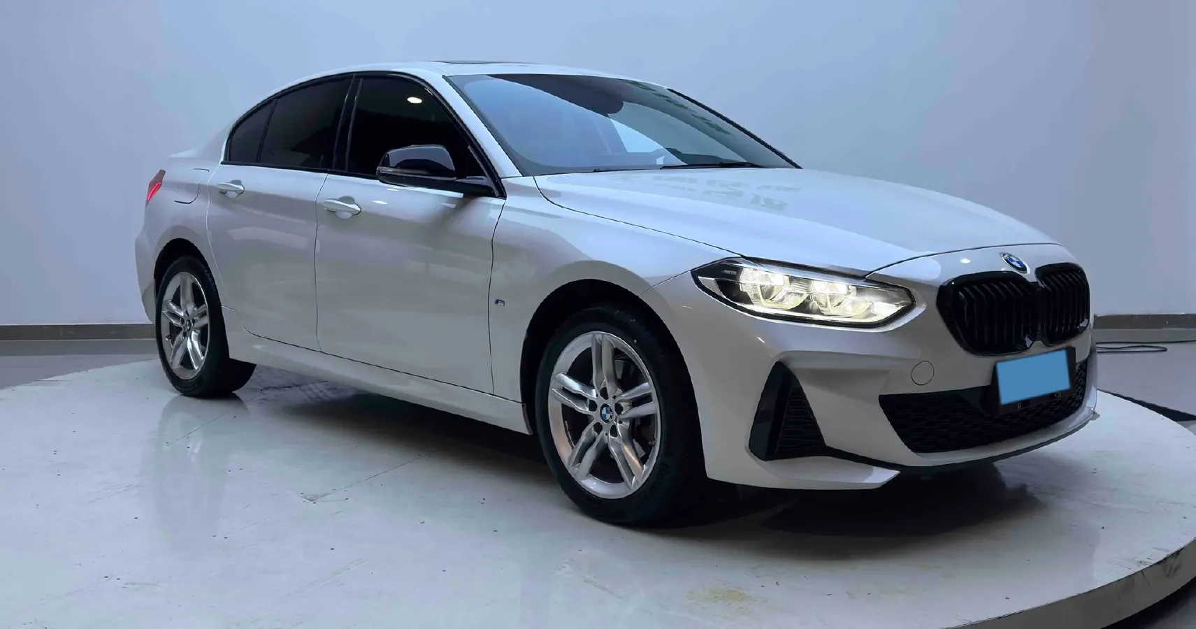 2021 BMW 1 Series 1.5T 140HP L3 7DCT,autocango,china used car exporter,china ev exporter,chinese used car exporter,chinese used ev exporter