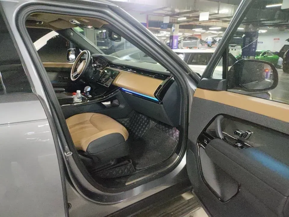 2024 Land Rover Range Rover Sport 3.0T 400HP L6 8AT,autocango,china used car exporter,china ev exporter,chinese used car exporter,chinese used ev exporter