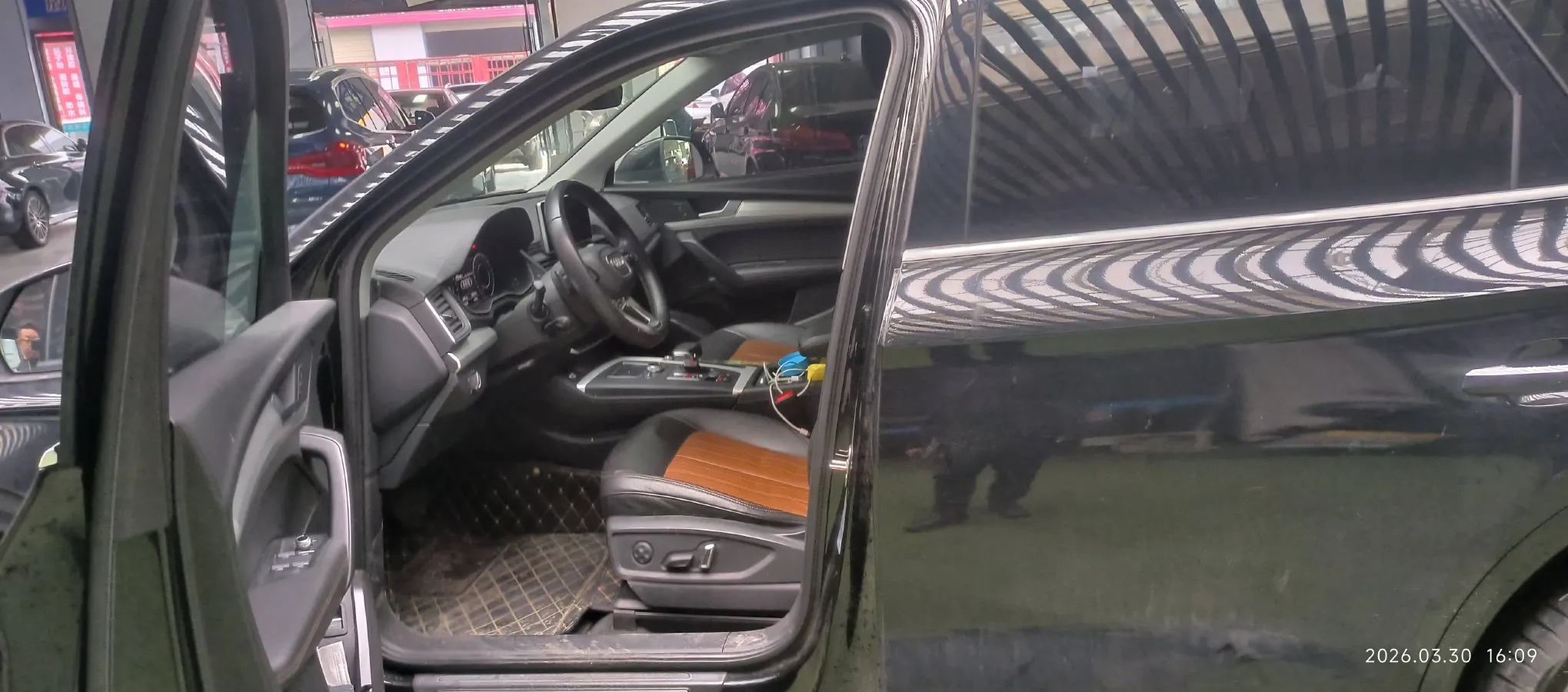 2020 Audi Q5L 2.0T 190HP L4 7DCT,autocango,china used car exporter,china ev exporter,chinese used car exporter,chinese used ev exporter