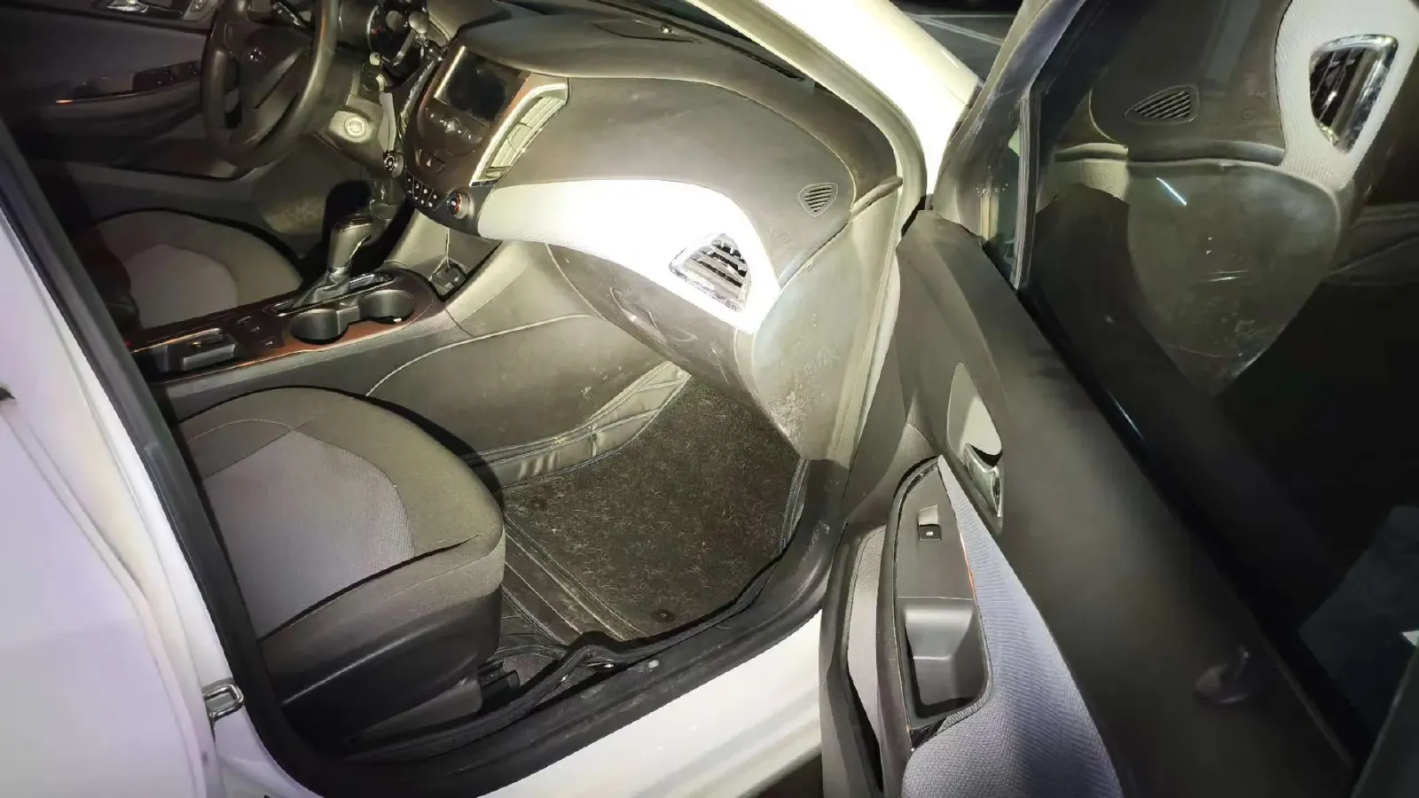 2018 Chevrolet Cruze 1.5L 114HP L4 6AT,autocango,china used car exporter,china ev exporter,chinese used car exporter,chinese used ev exporter