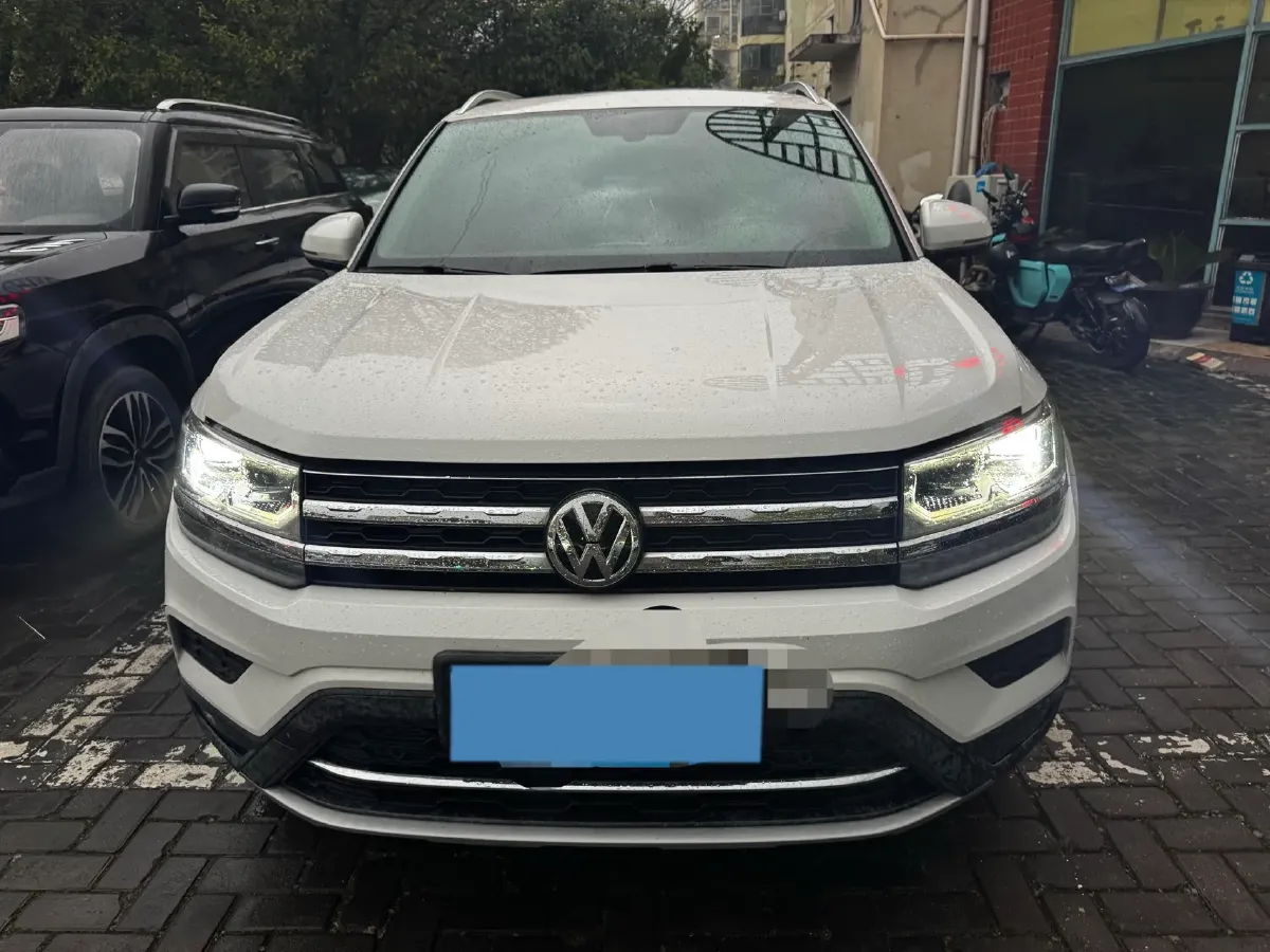 2020 Volkswagen Tharu 1.4T 150HP L4 7DCT,autocango,china used car exporter,china ev exporter,chinese used car exporter,chinese used ev exporter