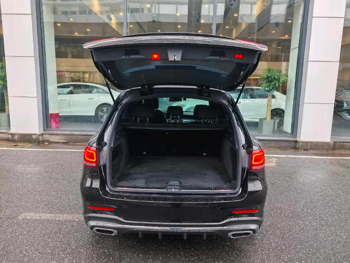 2022 Mercedes-Benz GLC Class 2.0T 258HP L4 9AT,autocango,china used car exporter,china ev exporter,chinese used car exporter,chinese used ev exporter