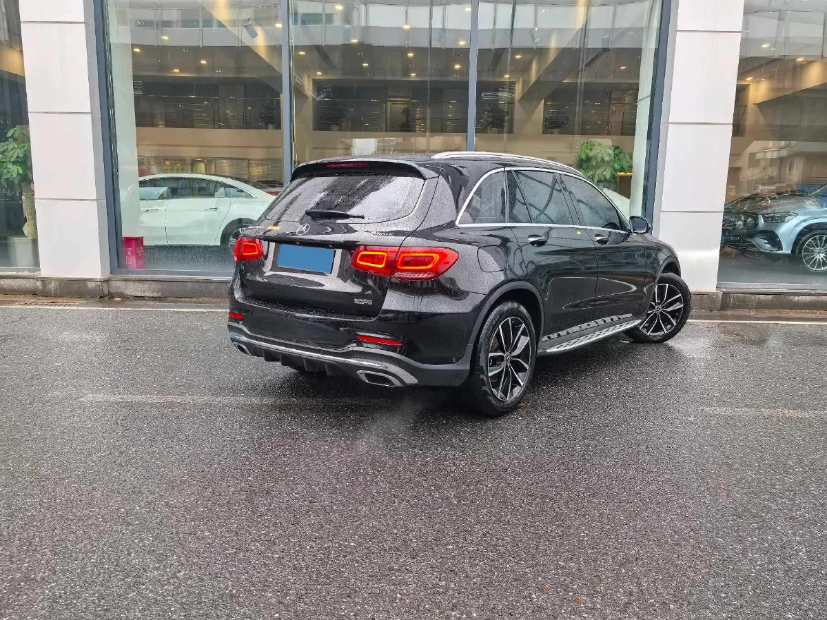 2022 Mercedes-Benz GLC Class 2.0T 258HP L4 9AT,autocango,china used car exporter,china ev exporter,chinese used car exporter,chinese used ev exporter