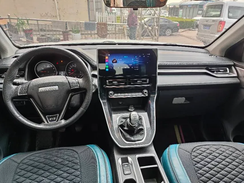 2021 Haval M6 1.5T 150HP L4 6MT,autocango,china used car exporter,china ev exporter,chinese used car exporter,chinese used ev exporter