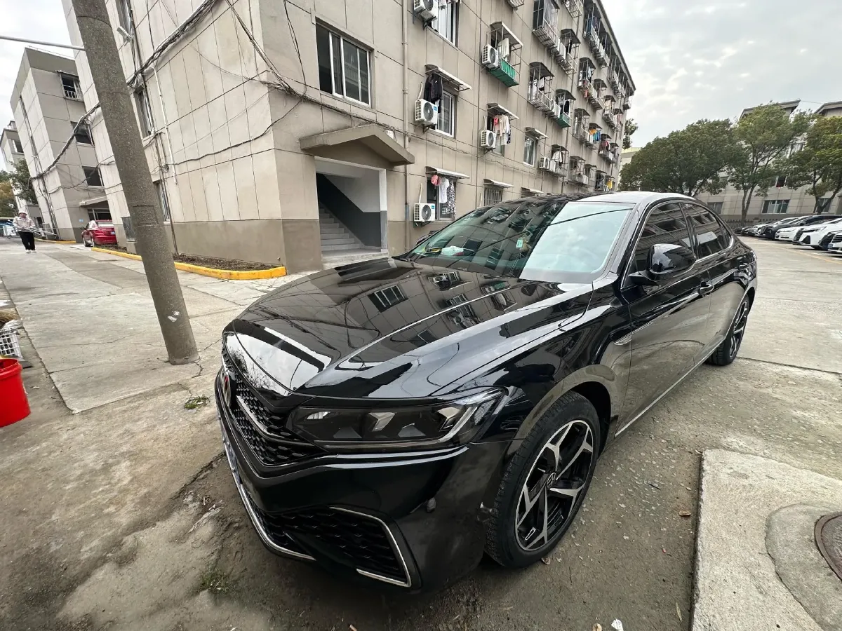 2024 Volkswagen Passat 2.0T 186HP L4 7DCT,autocango,china used car exporter,china ev exporter,chinese used car exporter,chinese used ev exporter