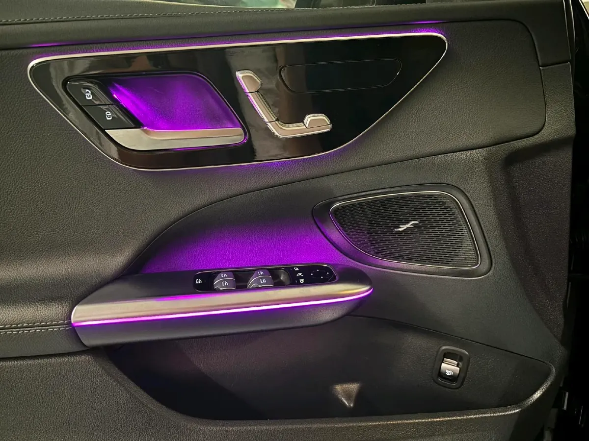 2023 Mercedes-Benz C Class 1.5T 204HP L4 9AT,autocango,china used car exporter,china ev exporter,chinese used car exporter,chinese used ev exporter