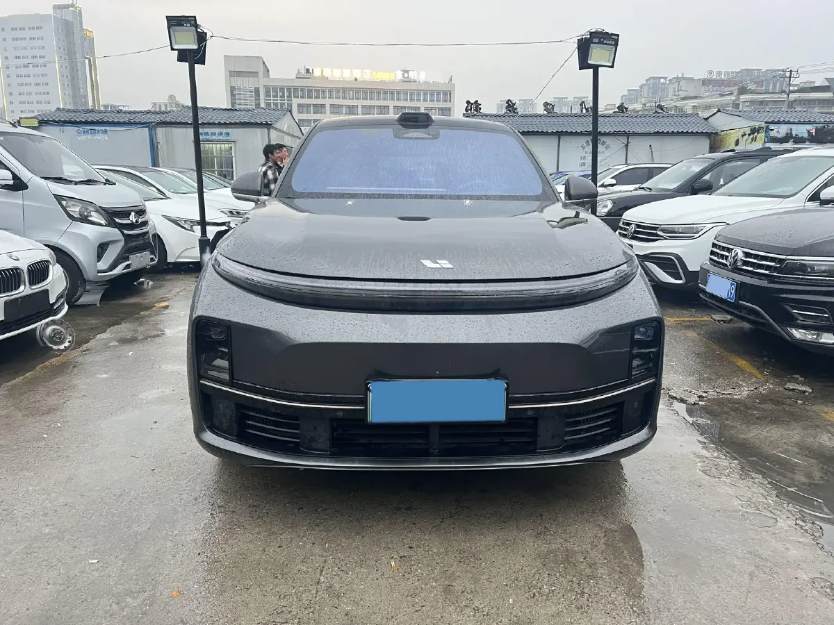 2023 Li L7 Range Extended 154HP REEV 40.9KWH,autocango,china used car exporter,china ev exporter,chinese used car exporter,chinese used ev exporter