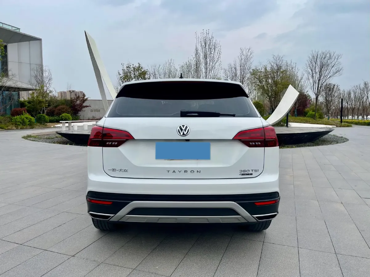 2021 Volkswagen Tayron 2.0T 220HP L4 7DCT,autocango,china used car exporter,china ev exporter,chinese used car exporter,chinese used ev exporter