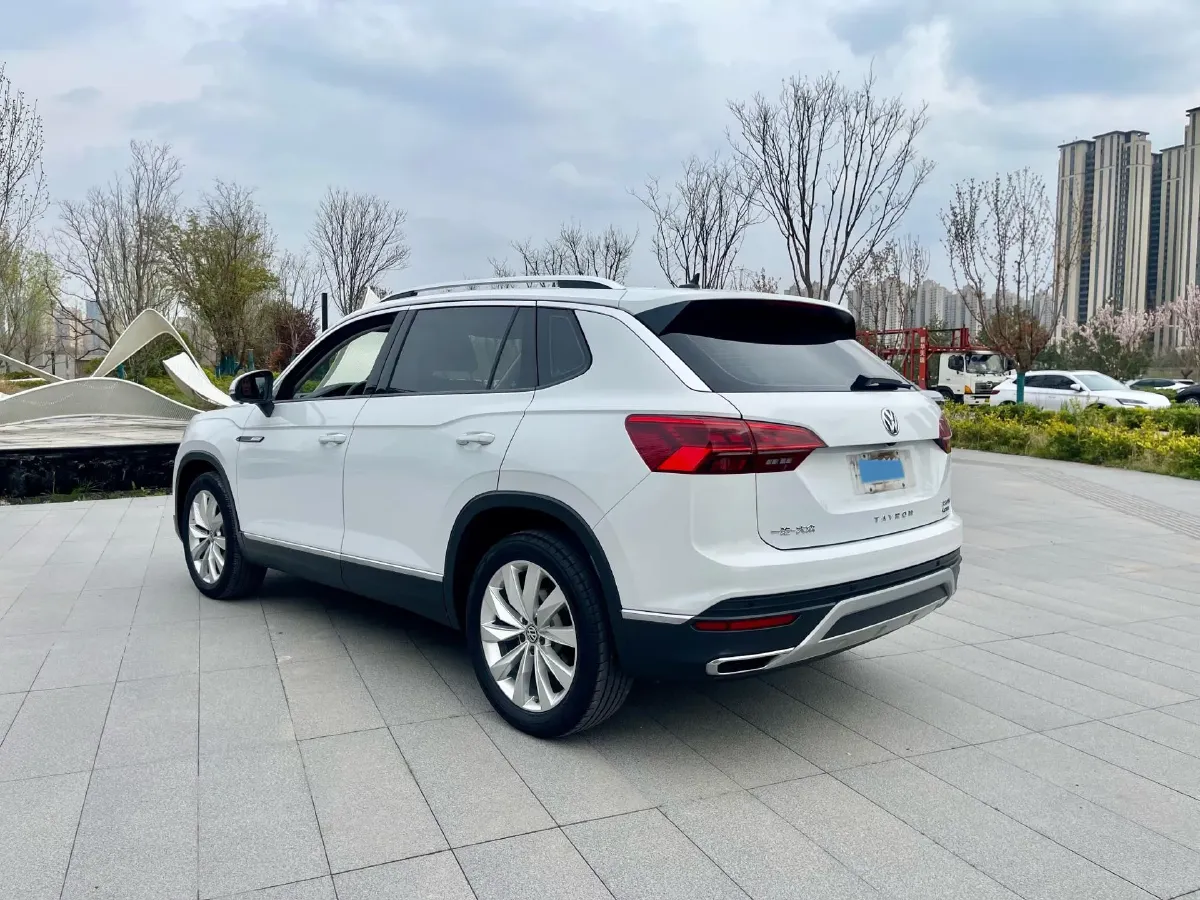 2021 Volkswagen Tayron 2.0T 220HP L4 7DCT,autocango,china used car exporter,china ev exporter,chinese used car exporter,chinese used ev exporter