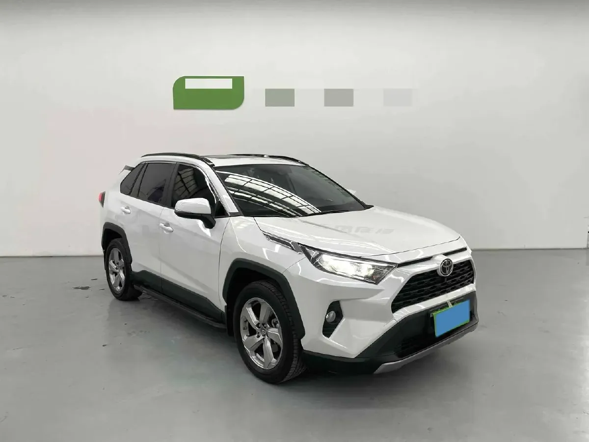 2021 Toyota RAV4 2.0L 171HP L4 CVT,autocango,china used car exporter,china ev exporter,chinese used car exporter,chinese used ev exporter