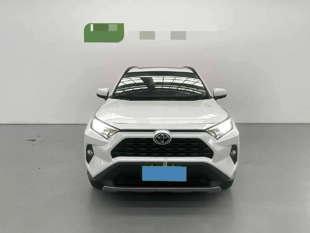 2021 Toyota RAV4 2.0L 171HP L4 CVT,autocango,china used car exporter,china ev exporter,chinese used car exporter,chinese used ev exporter