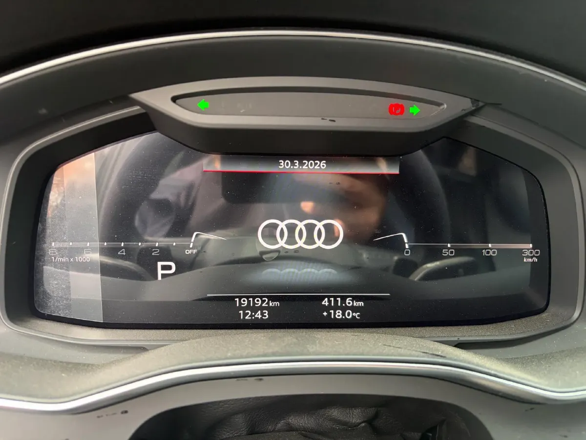 2024 Audi A6L 2.0T 245HP L4 7DCT,autocango,china used car exporter,china ev exporter,chinese used car exporter,chinese used ev exporter