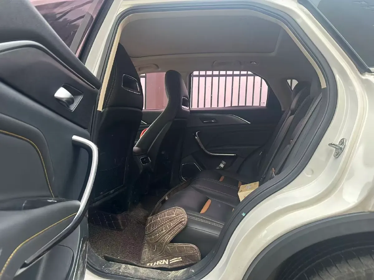 2019 Bestune T77 1.2T 143HP L4 7DCT,autocango,china used car exporter,china ev exporter,chinese used car exporter,chinese used ev exporter