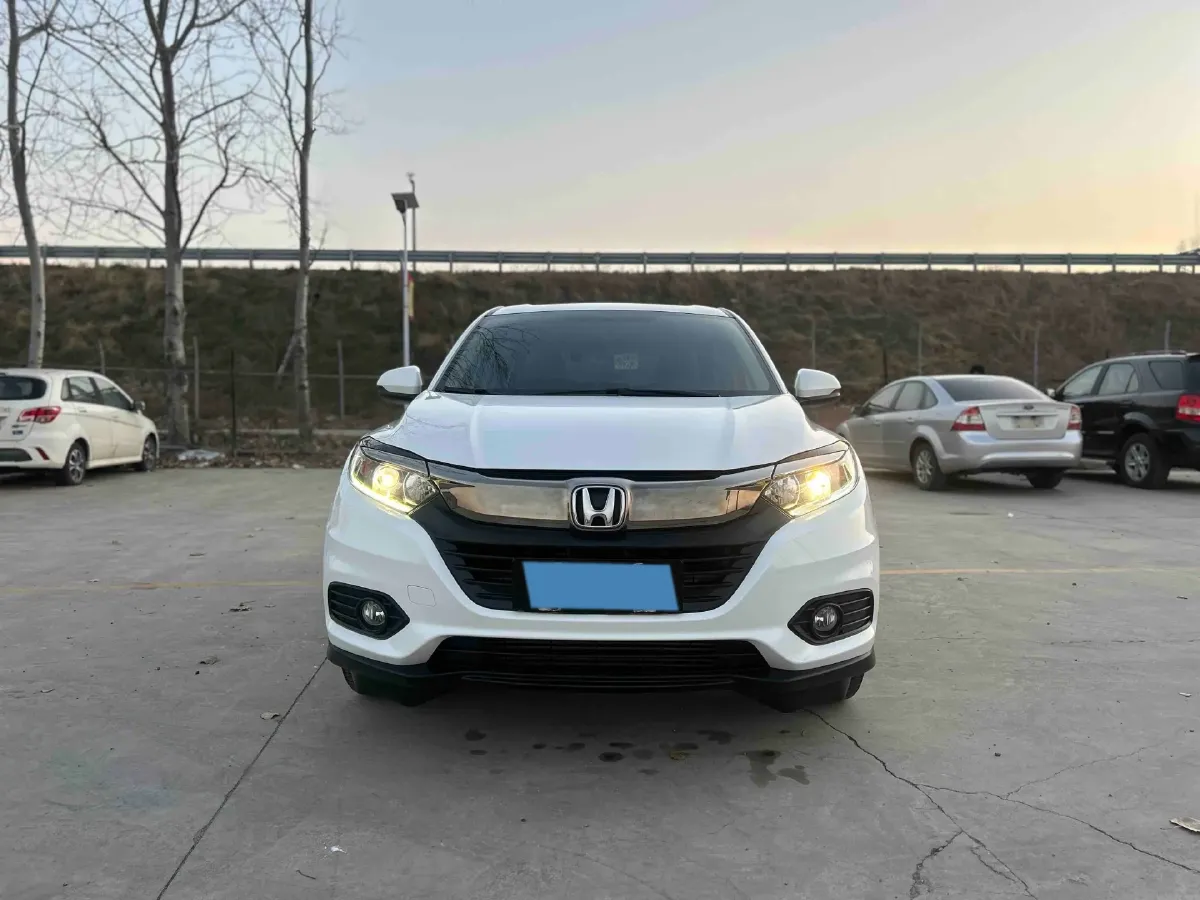 2020 Honda Vezel 1.5T 177HP L4 CVT,autocango,china used car exporter,china ev exporter,chinese used car exporter,chinese used ev exporter