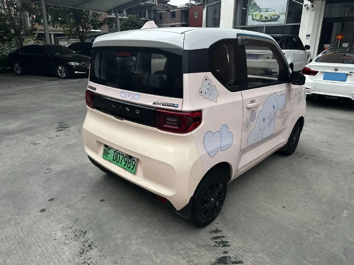 2021 WuLing HongGuang MINI EV BEV 13.9KWH,autocango,china used car exporter,china ev exporter,chinese used car exporter,chinese used ev exporter