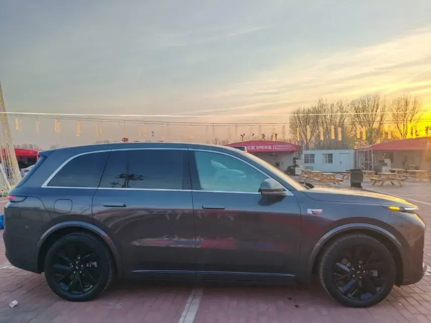 2023 Li L8 Range Extended 154HP REEV 40.9KWH,autocango,china used car exporter,china ev exporter,chinese used car exporter,chinese used ev exporter