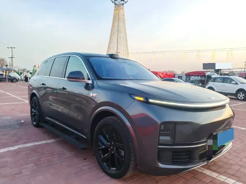 2023 Li L8 Range Extended 154HP REEV 40.9KWH,autocango,china used car exporter,china ev exporter,chinese used car exporter,chinese used ev exporter