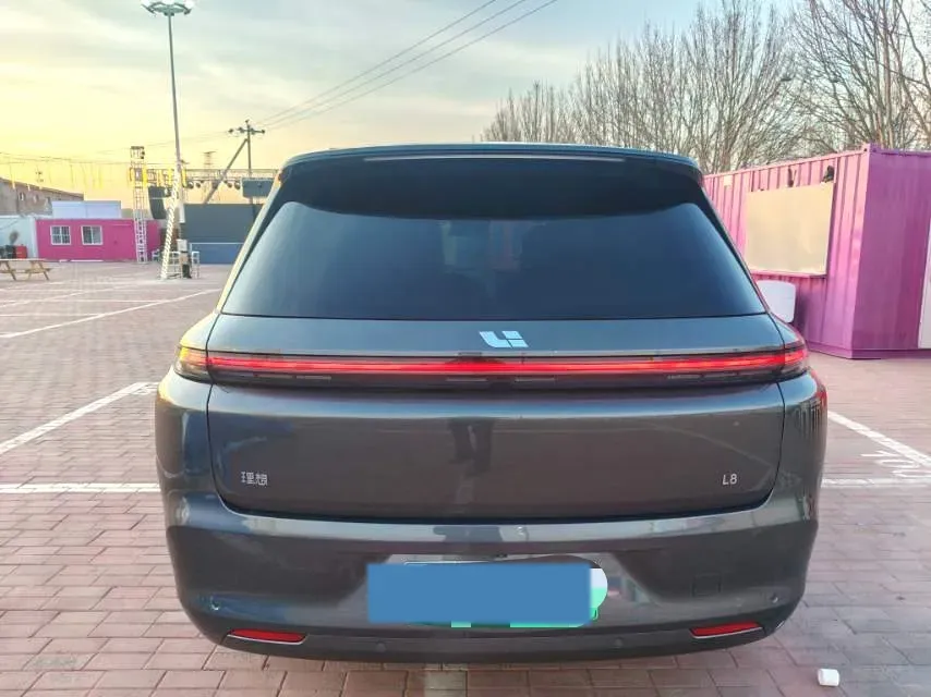 2023 Li L8 Range Extended 154HP REEV 40.9KWH,autocango,china used car exporter,china ev exporter,chinese used car exporter,chinese used ev exporter