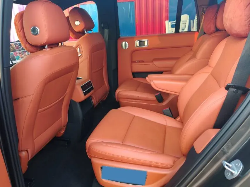 2023 Li L8 Range Extended 154HP REEV 40.9KWH,autocango,china used car exporter,china ev exporter,chinese used car exporter,chinese used ev exporter