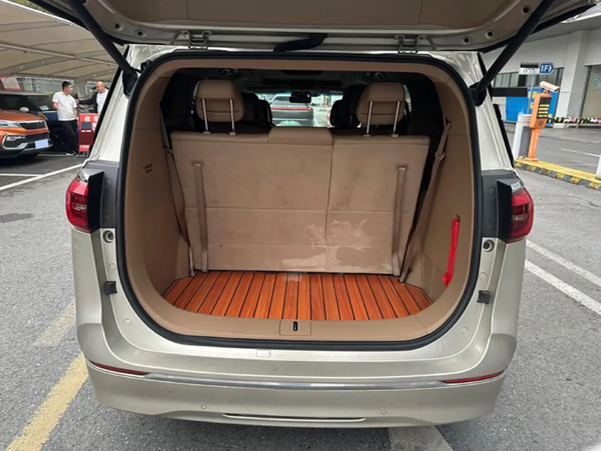 2021 Buick GL8 2.0T 237HP L4 9AT,autocango,china used car exporter,china ev exporter,chinese used car exporter,chinese used ev exporter