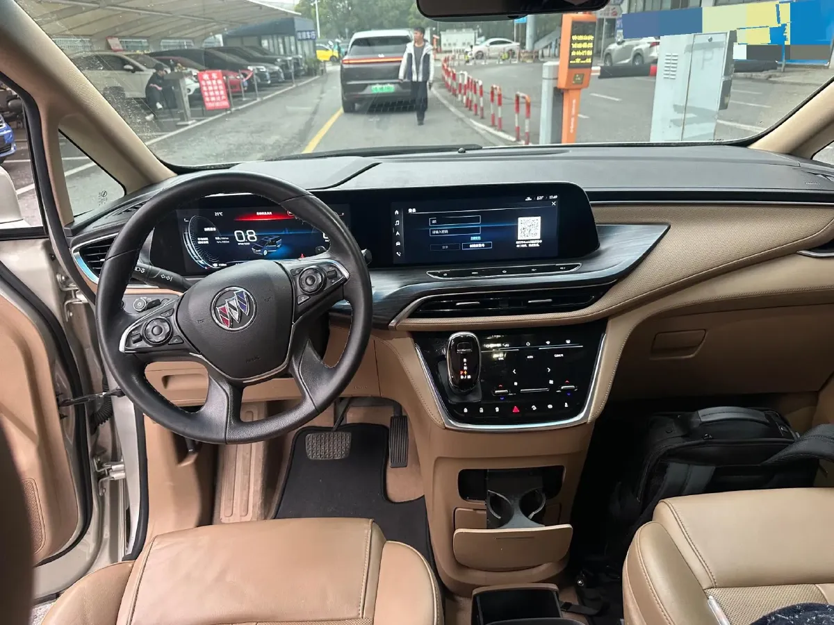 2021 Buick GL8 2.0T 237HP L4 9AT,autocango,china used car exporter,china ev exporter,chinese used car exporter,chinese used ev exporter