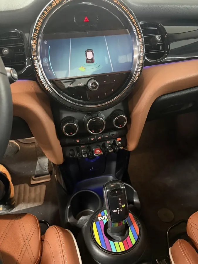 2022 MINI MINI 1.5T 136HP L3 7DCT,autocango,china used car exporter,china ev exporter,chinese used car exporter,chinese used ev exporter