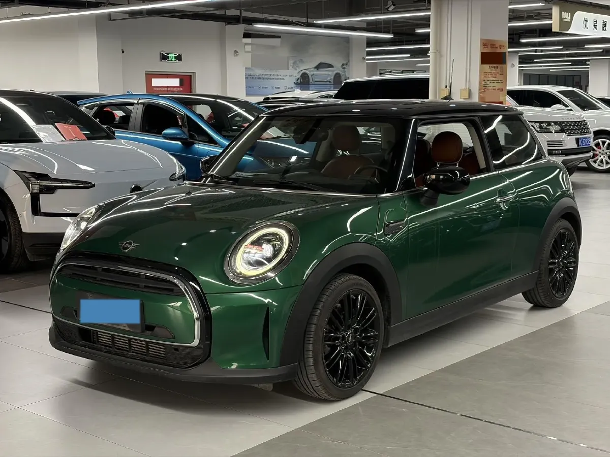 2022 MINI MINI 1.5T 136HP L3 7DCT,autocango,china used car exporter,china ev exporter,chinese used car exporter,chinese used ev exporter