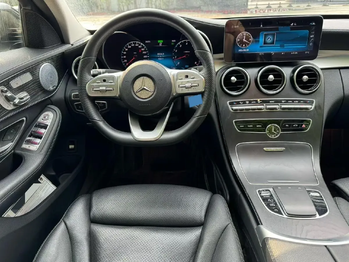 2021 Mercedes-Benz C Class 1.5T 184HP L4 9AT,autocango,china used car exporter,china ev exporter,chinese used car exporter,chinese used ev exporter