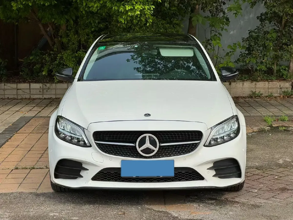 2021 Mercedes-Benz C Class 1.5T 184HP L4 9AT,autocango,china used car exporter,china ev exporter,chinese used car exporter,chinese used ev exporter