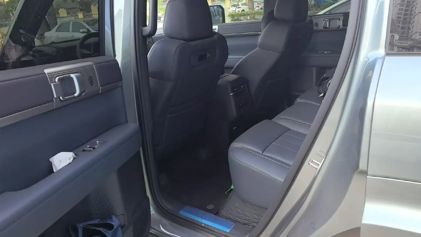 2025 FangChengBao Tai 7 1.5T 156HP L4 E-CVT PHEV,autocango,china used car exporter,china ev exporter,chinese used car exporter,chinese used ev exporter