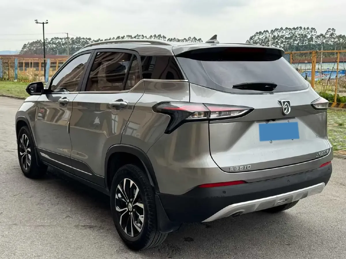 2019 Bestune X40 1.6L 114HP L4 5MT,autocango,china used car exporter,china ev exporter,chinese used car exporter,chinese used ev exporter