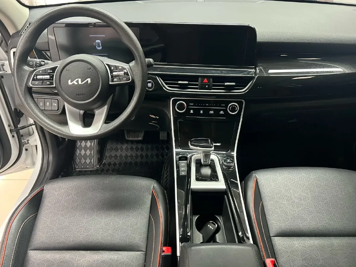 2023 Kia Seltos 1.5L 115HP L4 CVT,autocango,china used car exporter,china ev exporter,chinese used car exporter,chinese used ev exporter