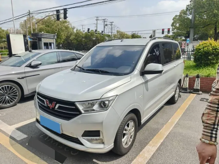 2021 Yema SiPaiKa 1.5L 109HP L4 5MT,autocango,china used car exporter,china ev exporter,chinese used car exporter,chinese used ev exporter