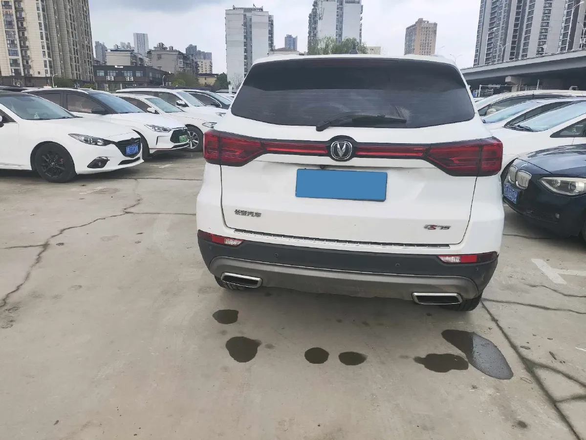 2022 ChangAn CS75 1.5T 180HP L4 7DCT,autocango,china used car exporter,china ev exporter,chinese used car exporter,chinese used ev exporter