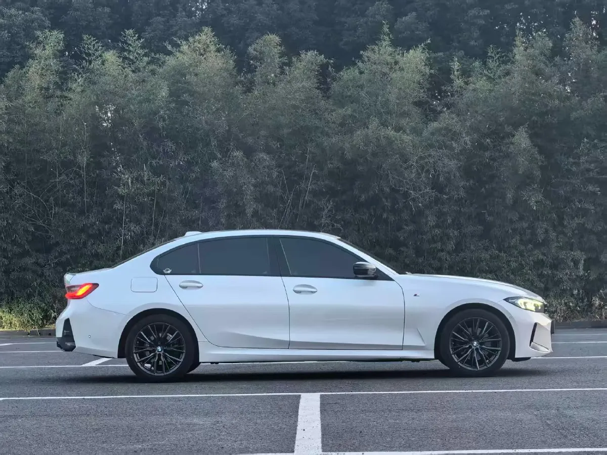 2023 BMW 3 Series 2.0T 184HP L4 8AT,autocango,china used car exporter,china ev exporter,chinese used car exporter,chinese used ev exporter