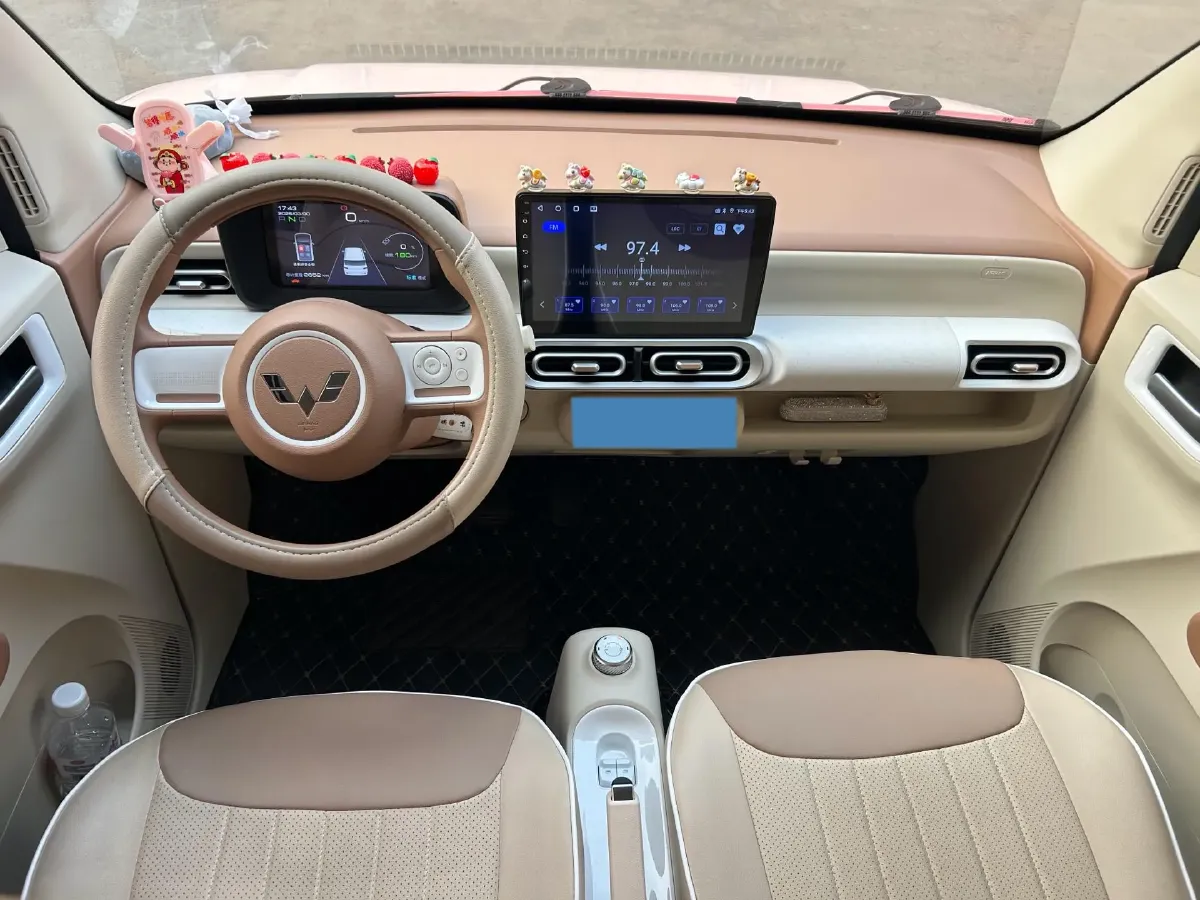 2024 WuLing HongGuang MINI EV BEV 17.3KWH,autocango,china used car exporter,china ev exporter,chinese used car exporter,chinese used ev exporter