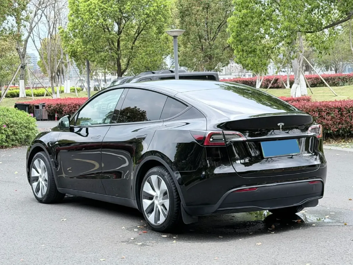 2022 Tesla Model Y BEV 60KWH,autocango,china used car exporter,china ev exporter,chinese used car exporter,chinese used ev exporter